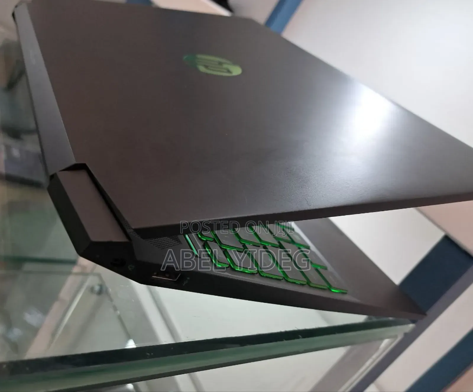 New Laptop HP Pavilion Power 15 8GB AMD Ryzen 5 SSD 512GB