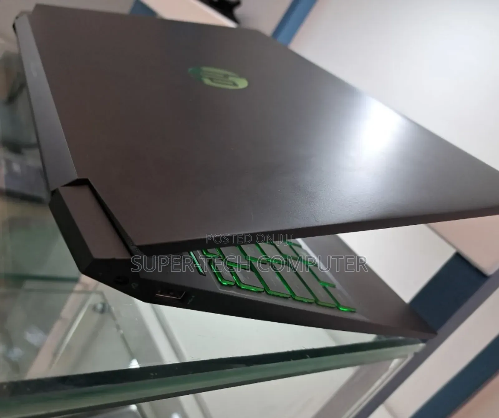 New Laptop HP Pavilion Power 15 8GB AMD Ryzen 5 SSD 512GB