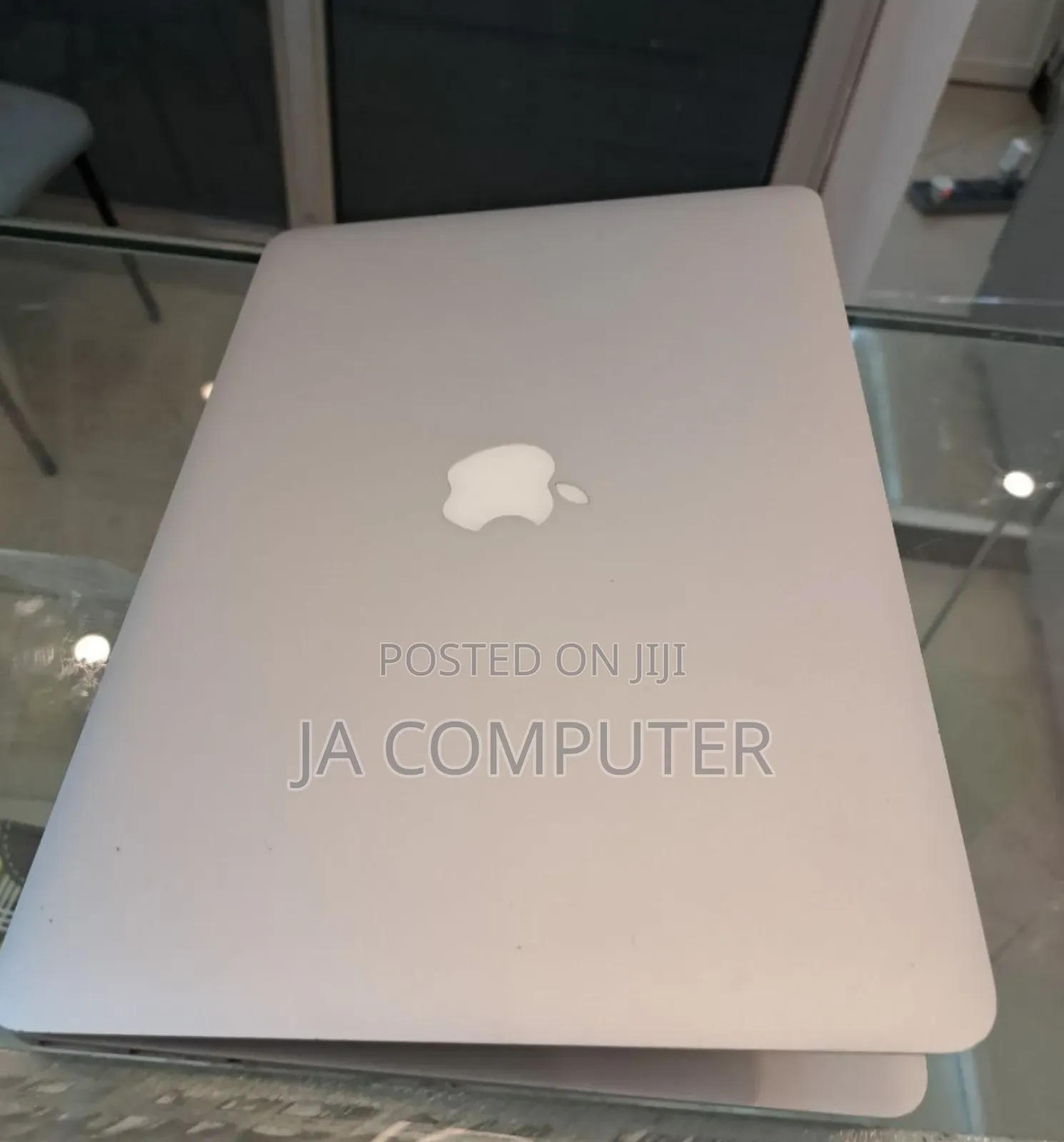 New Laptop Apple MacBook Air 2017 8GB Intel Core I5 SSD 256GB