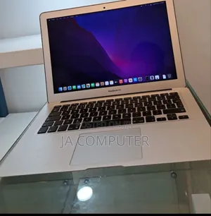 Photo - New Laptop Apple MacBook Air 2017 8GB Intel Core I5 SSD 256GB