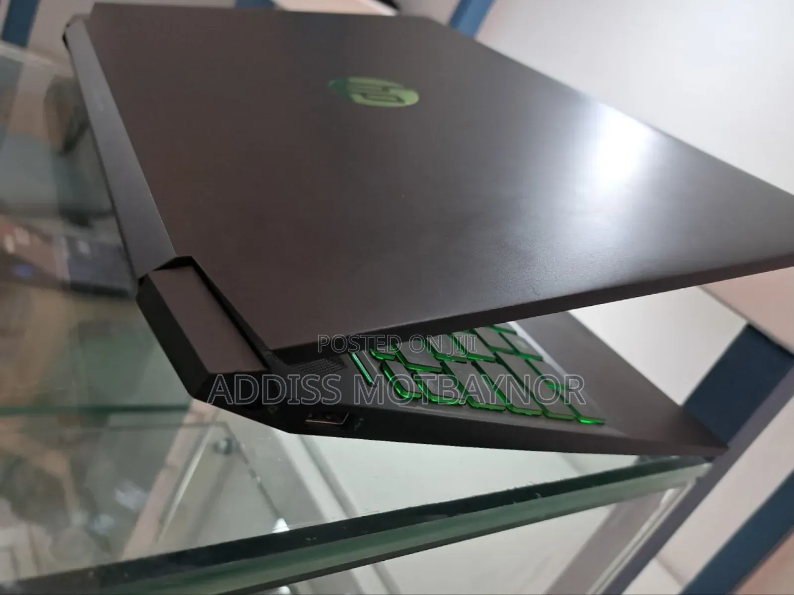 New Laptop HP Pavilion 15 8GB Intel Core I5 SSD 512GB