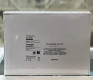 New Laptop Apple MacBook Pro 2022 M2 8GB Apple M2 SSD 512GB