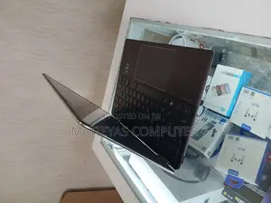 New Laptop HP Spectra 13 16GB Intel Core I7 SSD 1T