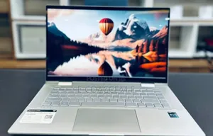 Photo - New Laptop HP 16GB Intel Core I7 SSD 1T