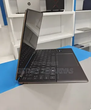 Photo - New Laptop HP Spectre 13 16GB Intel Core I7 SSD 1T