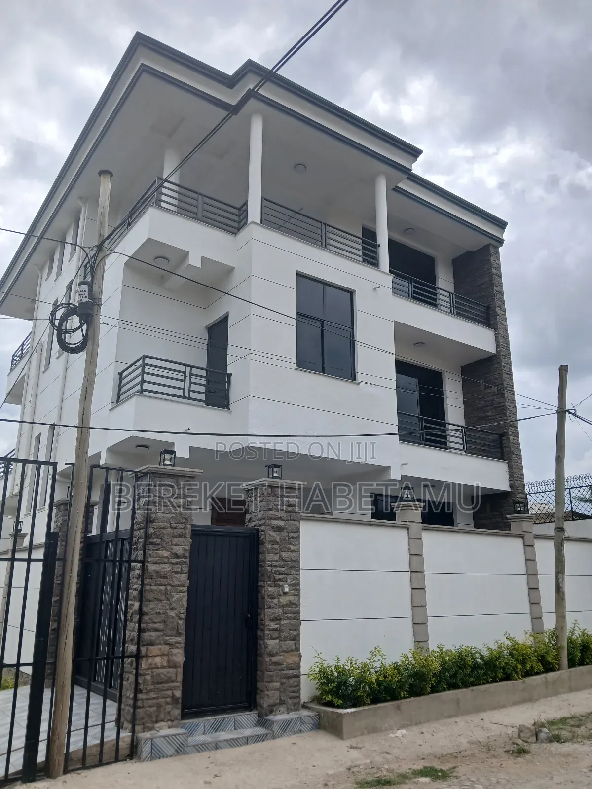 Furnished 8bdrm House in አዲስ አበባ, Nifas Silk-Lafto for sale