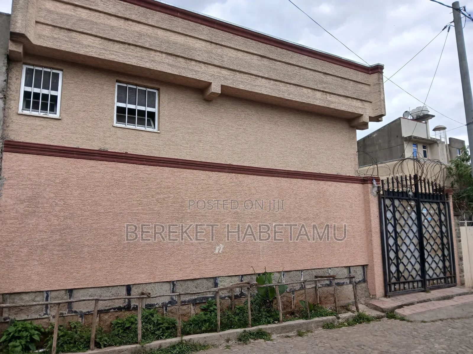 Furnished 6bdrm House in አዲስ አበባ, Nifas Silk-Lafto for sale