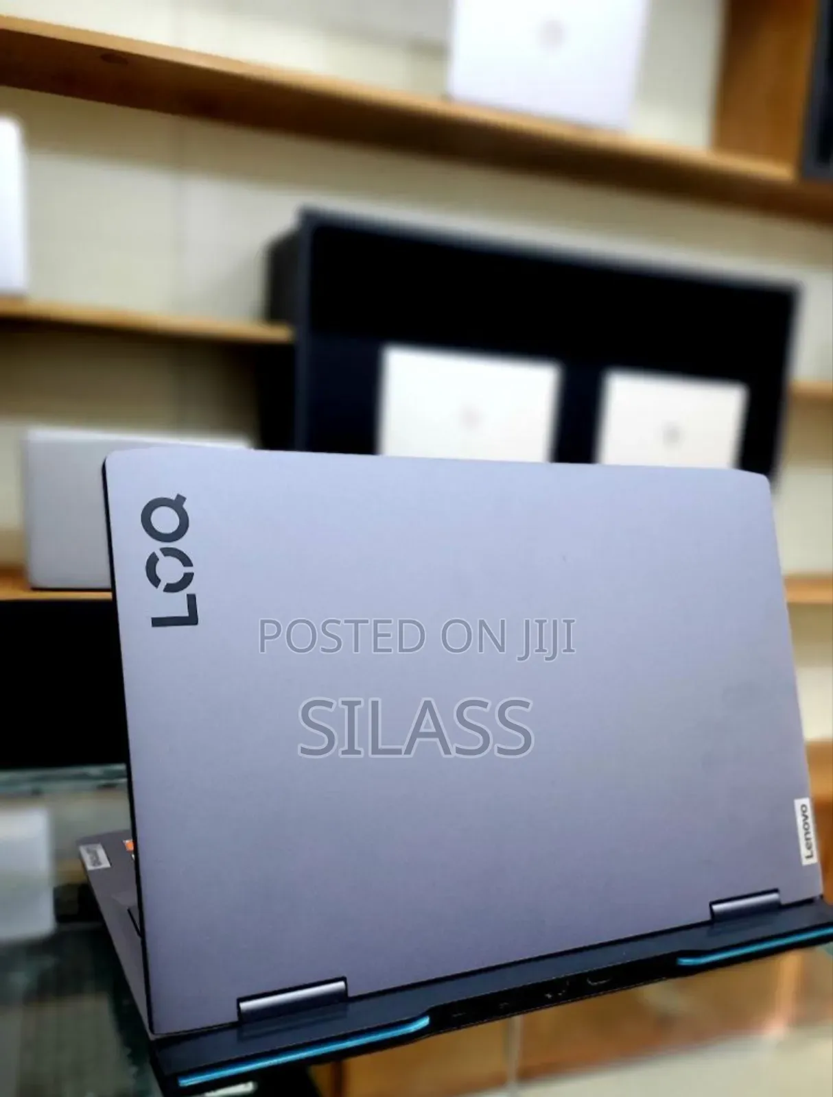 New Laptop Lenovo LOQ 15IRH8 16GB AMD Ryzen 7 SSD 512GB