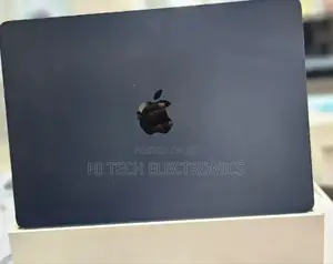 New Laptop Apple MacBook Air 2022 M2 8GB Apple M2 SSD 256GB