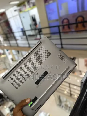 Photo - New Laptop Dell Latitude 7300 8GB Intel Core I5 SSD 256GB