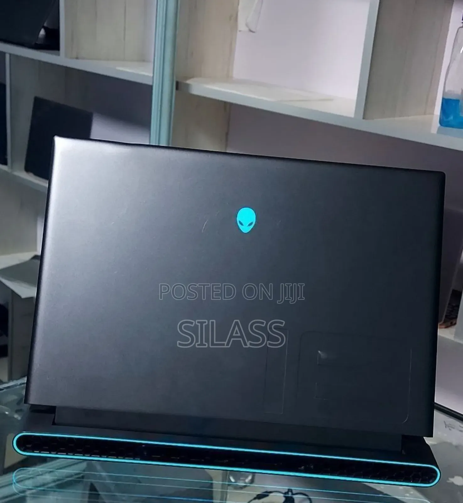 New Laptop Alienware M17x R2 24GB AMD Ryzen 7 SSD 1T