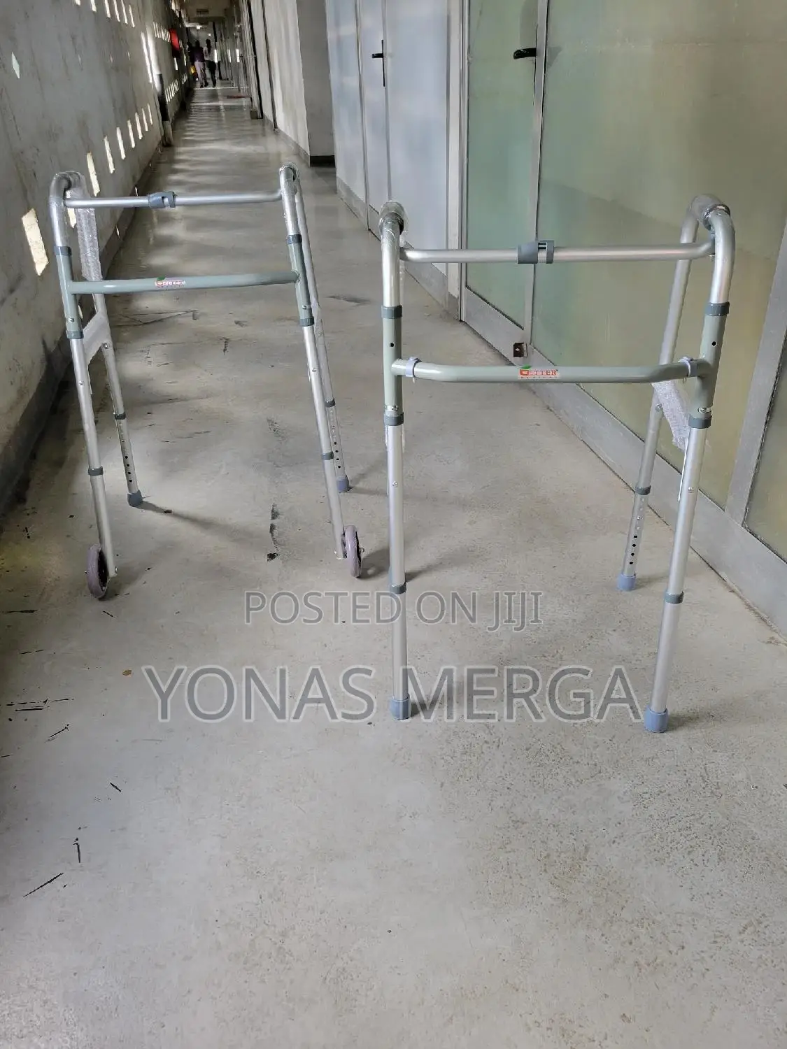 Entroskl913l Lightweight Aluminium Adjustable Foldble Walker