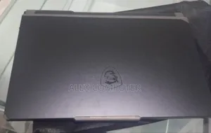 New Laptop MSI Pulse GL66 16GB Intel Core I7 SSD 512GB