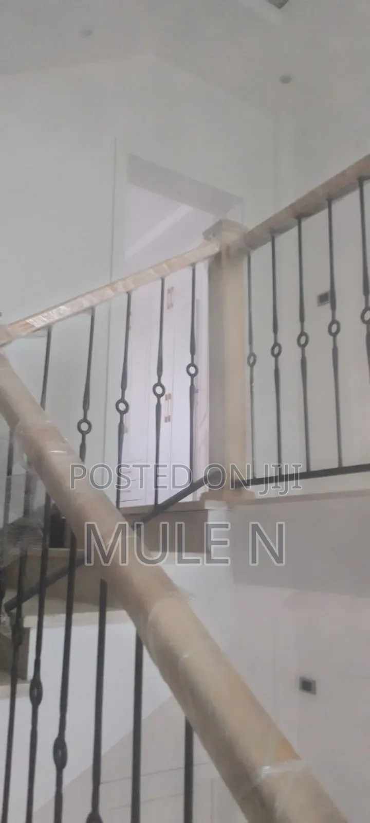 Furnished 6bdrm House in Around Ayat Square, Yeka for sale