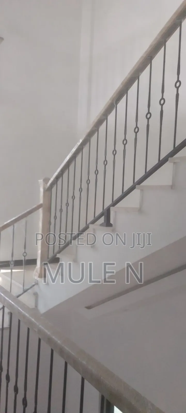 Furnished 6bdrm House in Around Ayat Square, Yeka for sale