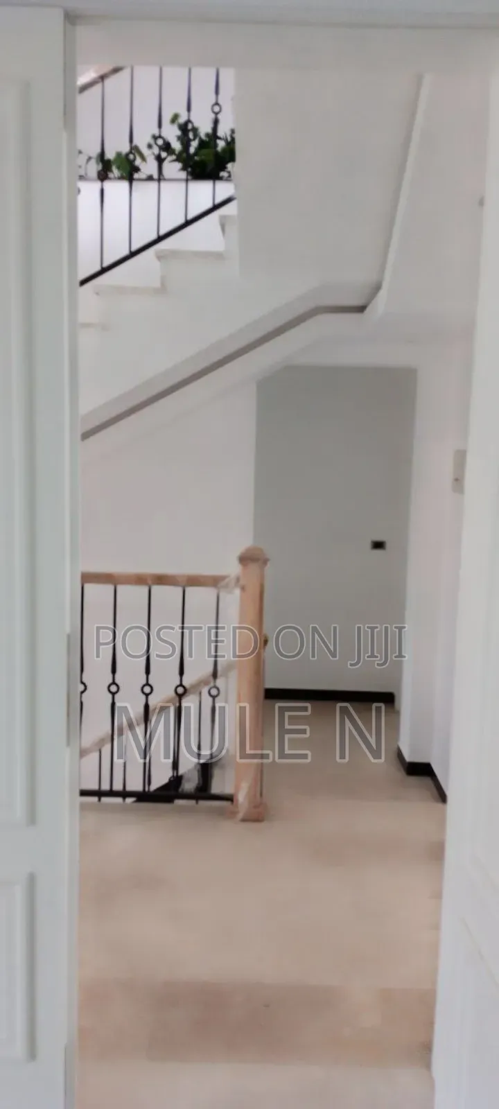 Furnished 6bdrm House in Around Ayat Square, Yeka for sale