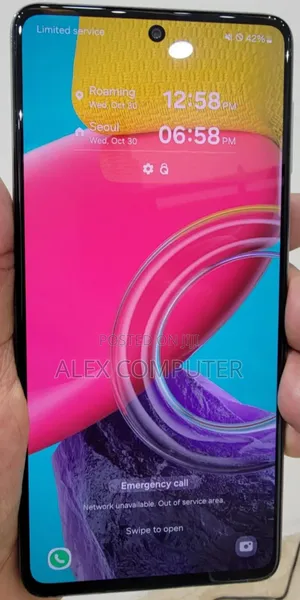 New Samsung Galaxy M53 128 GB Silver