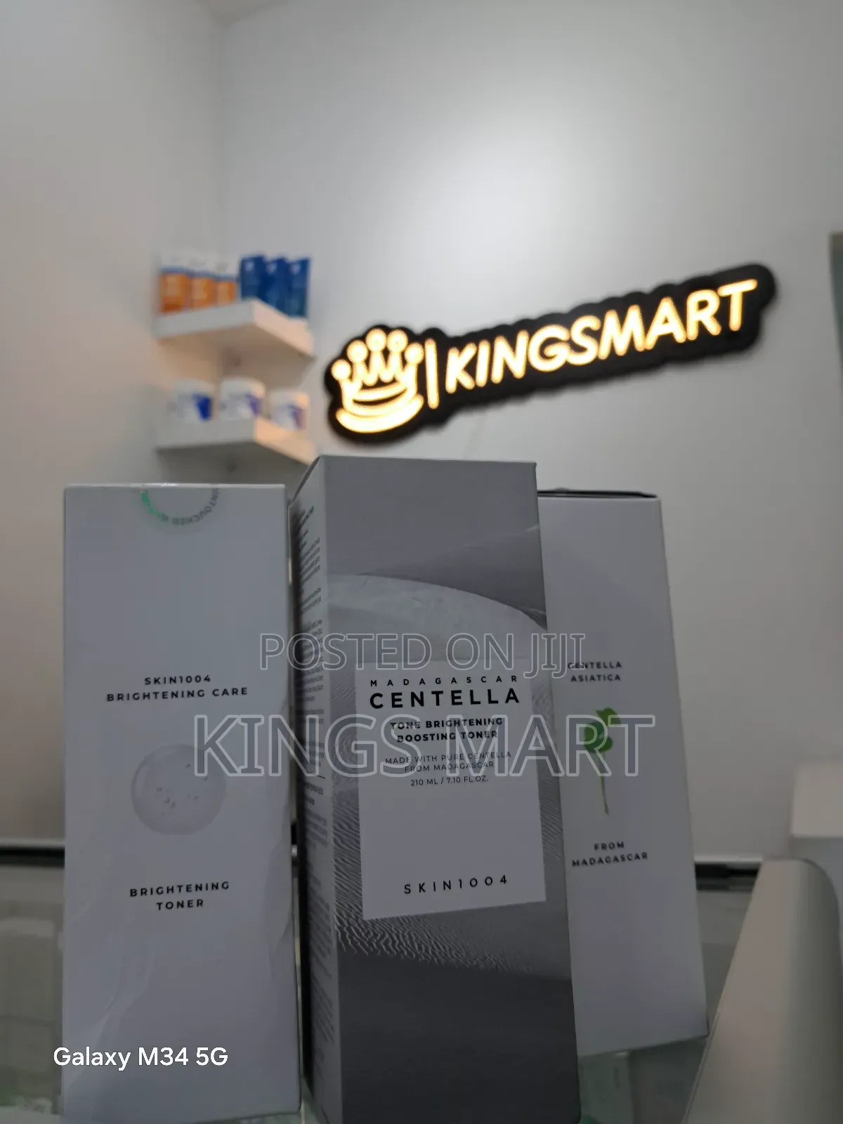 Madagascar Centella Tone Brightening Boosting Toner