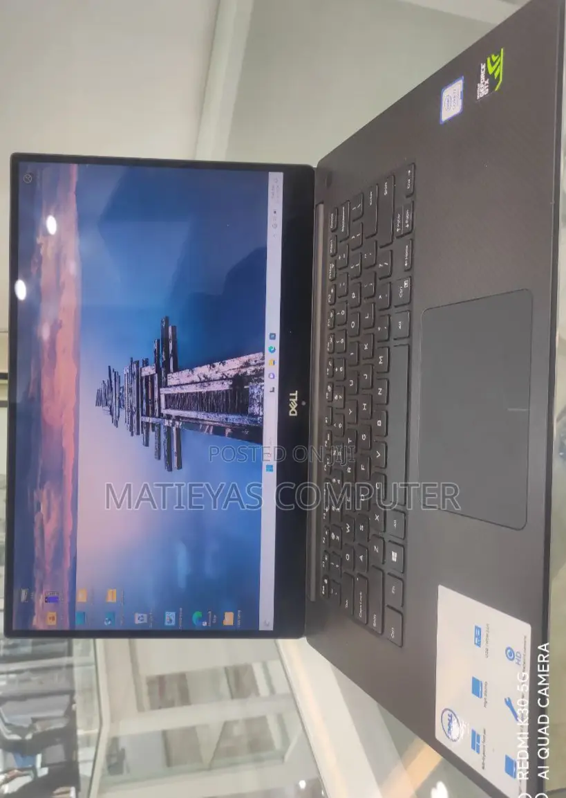 New Laptop Dell XPS 15 16GB Intel Core I7 SSD 512GB