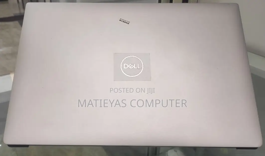 New Laptop Dell XPS 15 16GB Intel Core I7 SSD 512GB