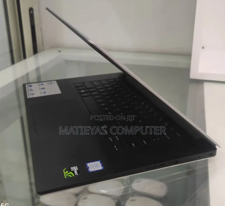 New Laptop Dell XPS 15 16GB Intel Core I7 SSD 512GB