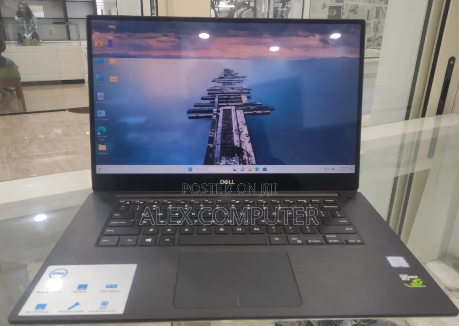 New Laptop Dell XPS 15 16GB Intel Core I7 SSD 512GB
