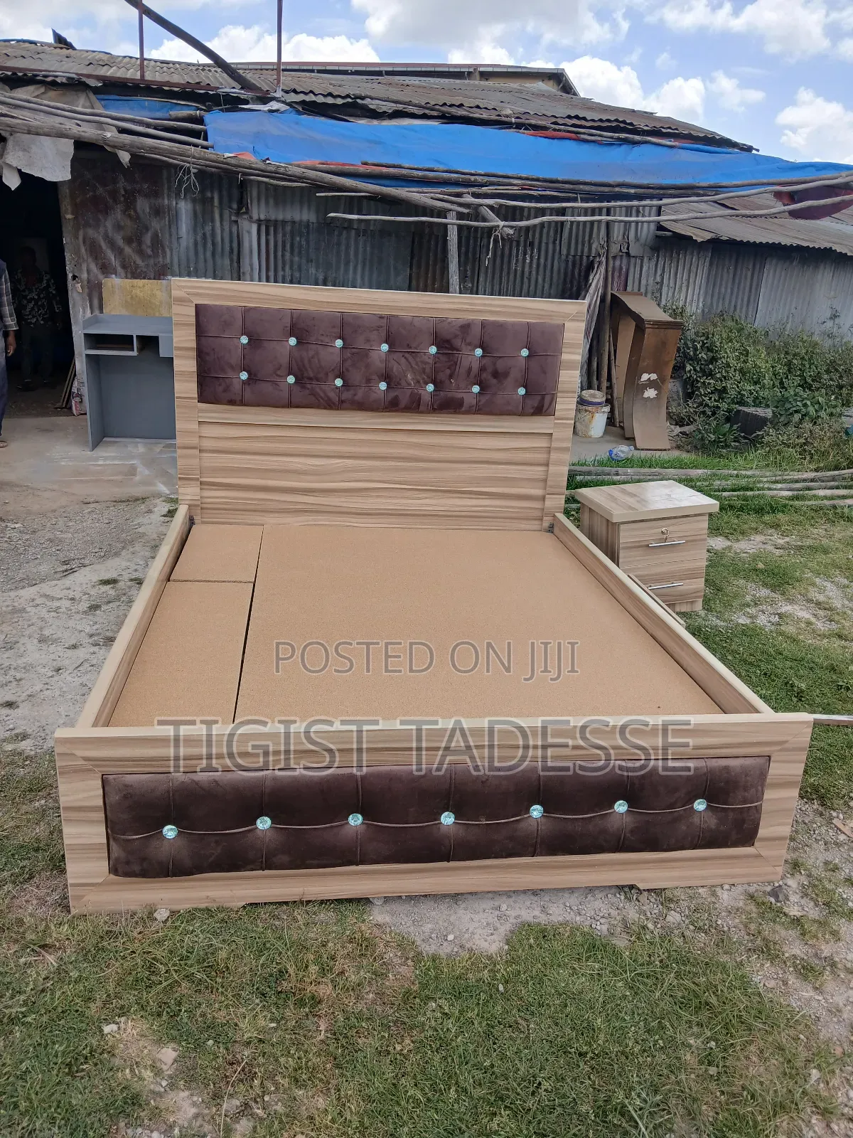 Bed With Drawer 150cm