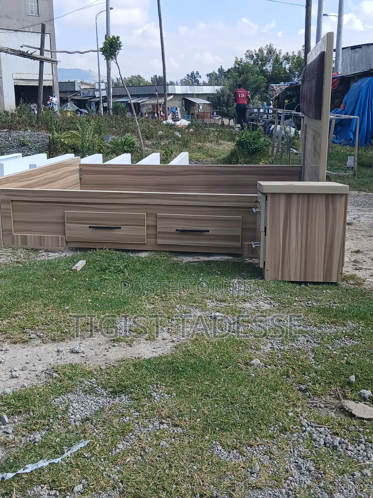 Bed With Drawer 150cm