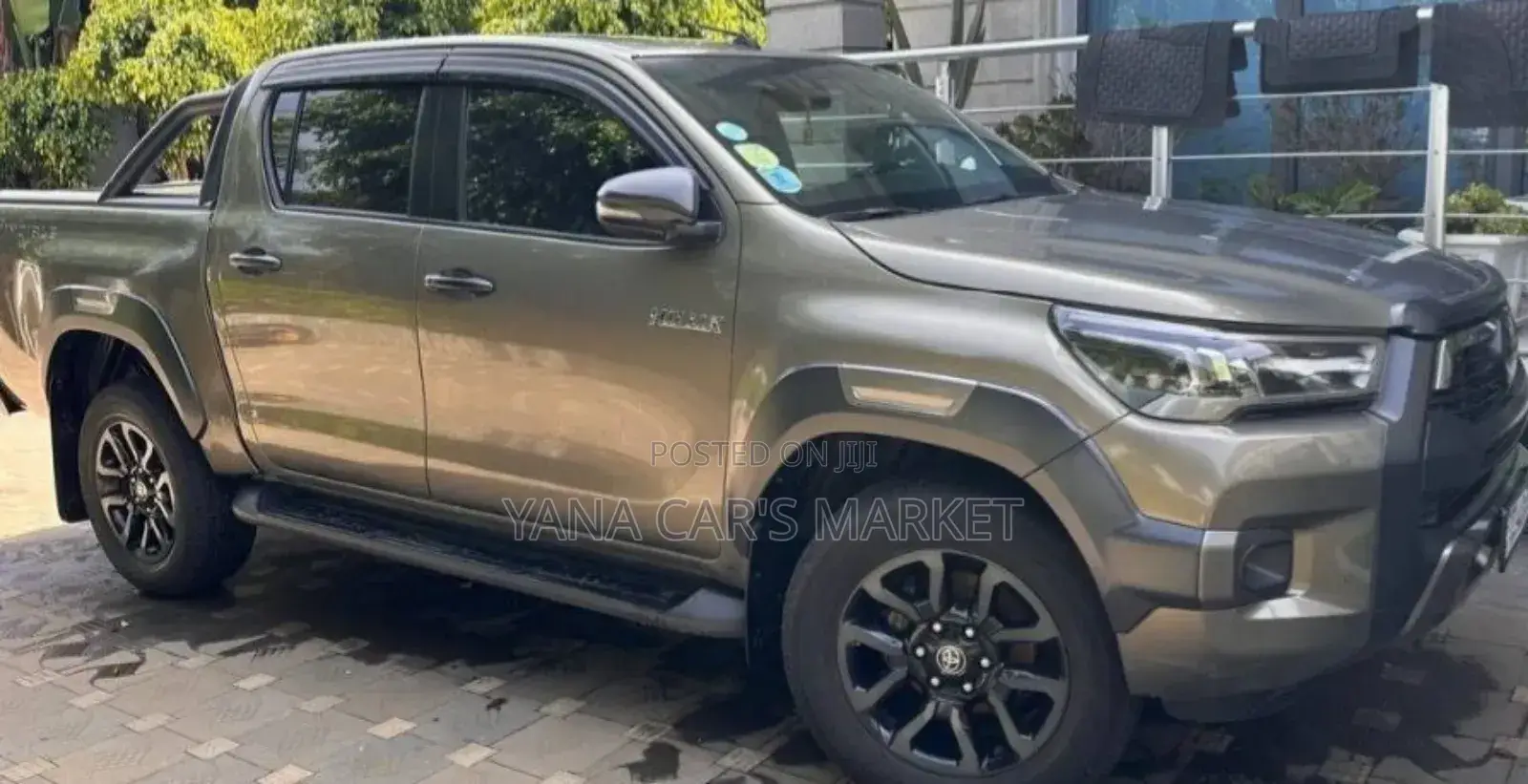 New Toyota Hilux 2022 Gray