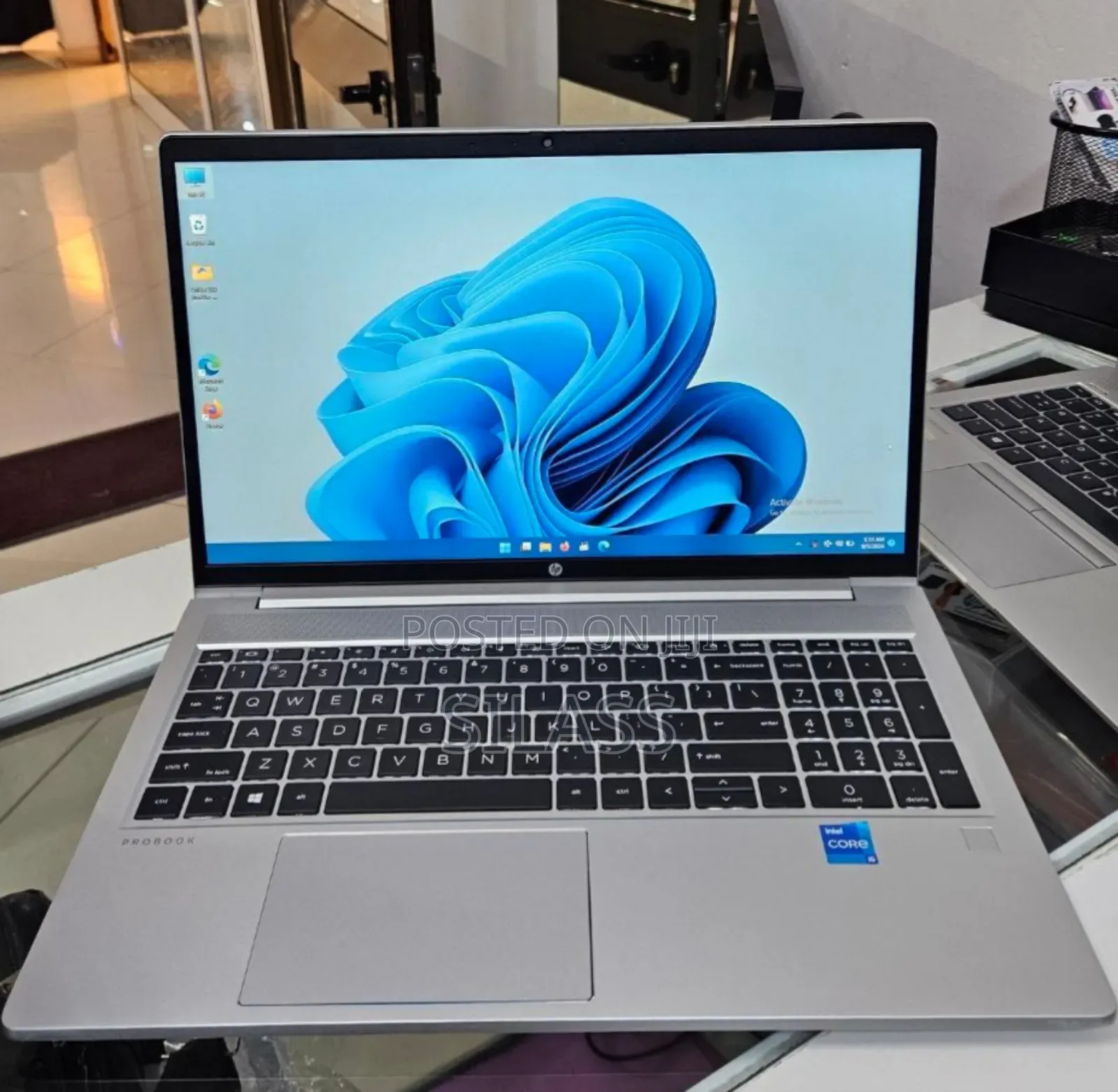 New Laptop HP ProBook 450 G8 8GB Intel Core I5 SSD 512GB