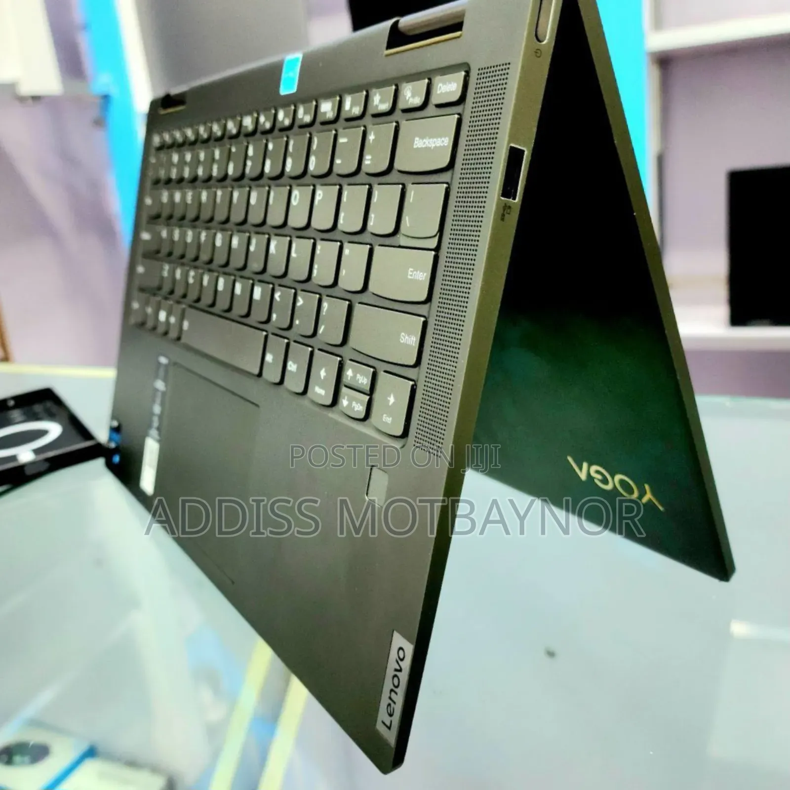 New Laptop Lenovo ThinkPad Yoga 16GB Intel Core I5 SSD 512GB