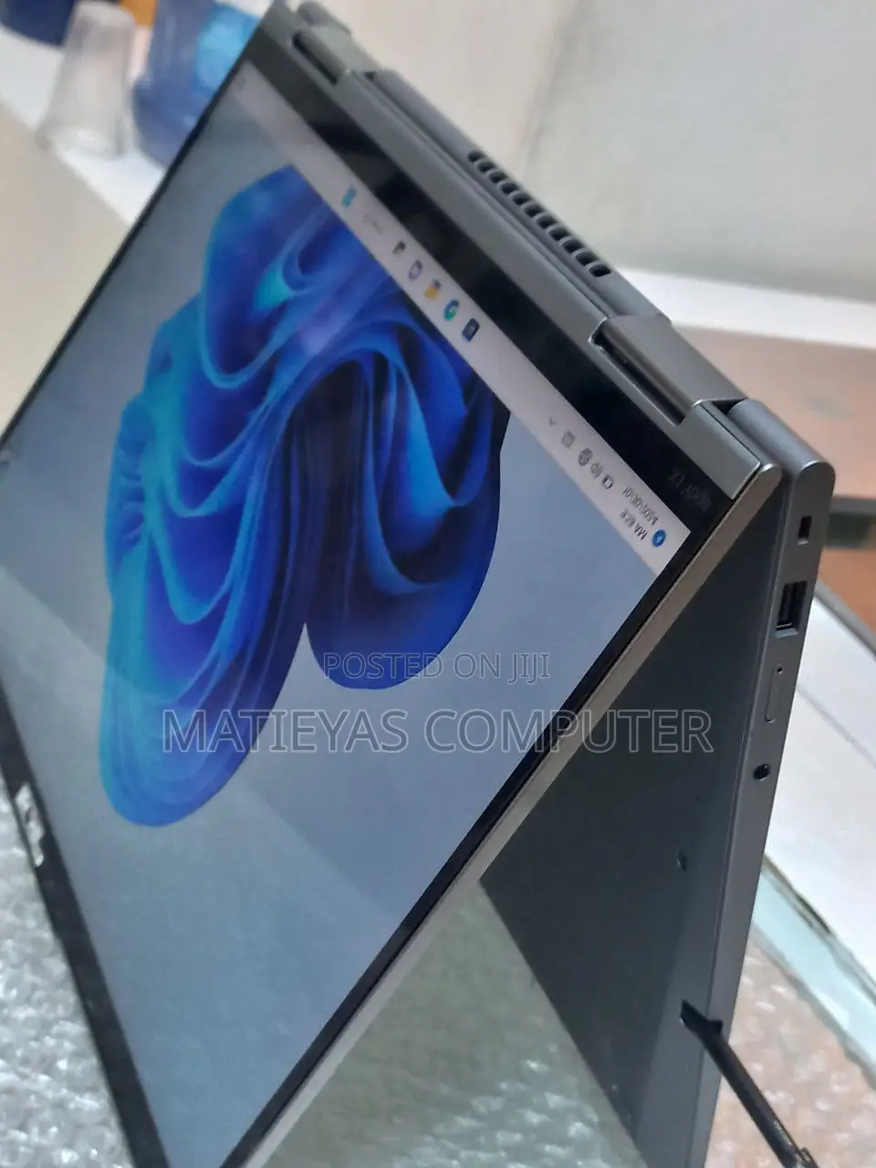 New Laptop Lenovo ThinkPad Yoga 32GB Intel Core I7 SSD 512GB