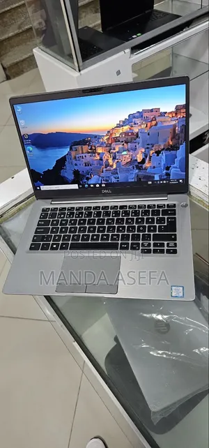 Photo - New Laptop Dell 8GB Intel Core I5 SSD 256GB