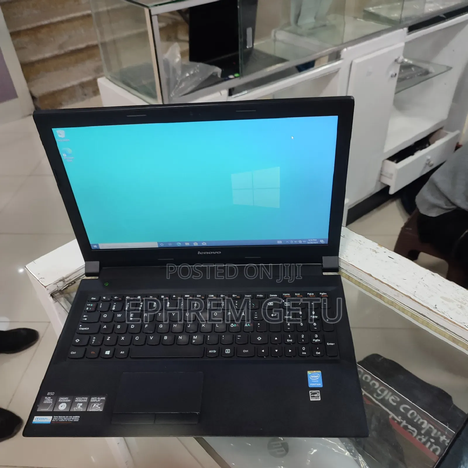 Laptop Lenovo Ideapad 3 4GB Intel Pentium HDD 500GB