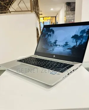 New Laptop HP EliteBook 830 16GB AMD Ryzen 3 SSD 512GB