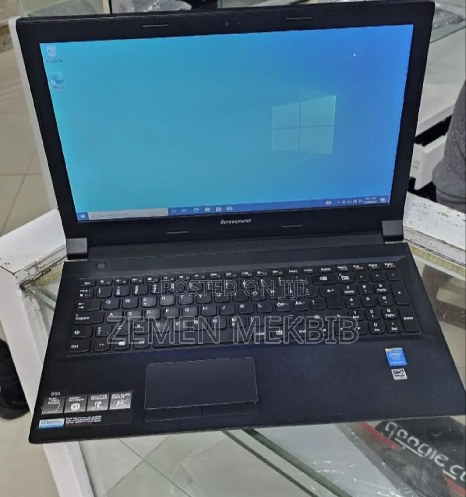 New Laptop Lenovo Ideapad 3 4GB SSD 500GB