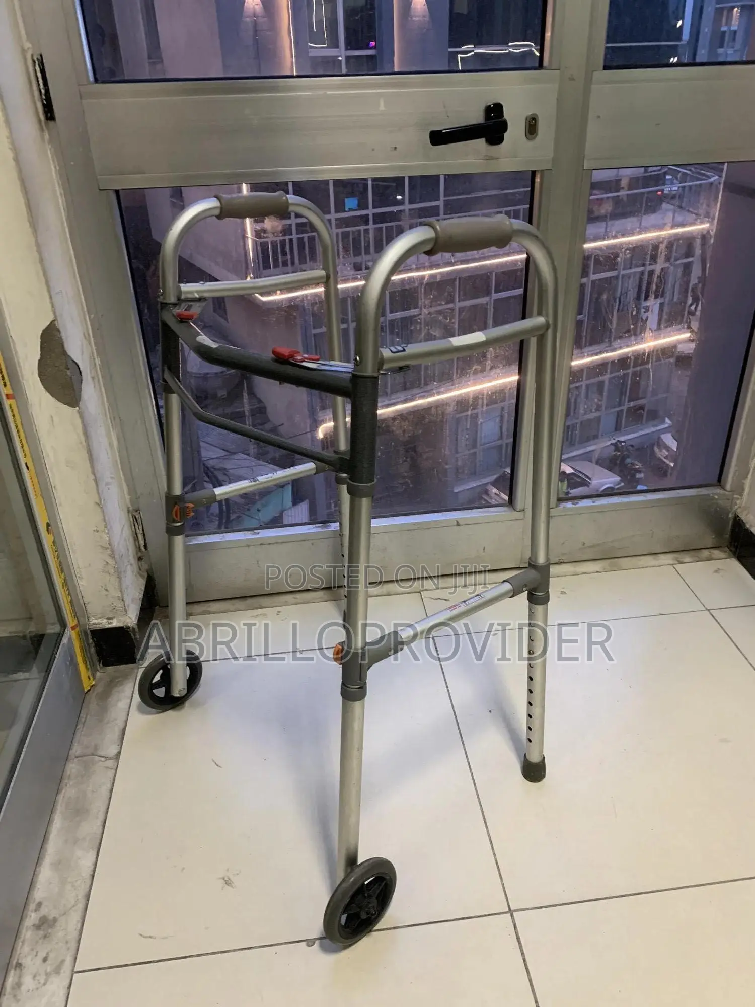 Walker2/4(5walking Aid1walker1walker1walkingaid1walker