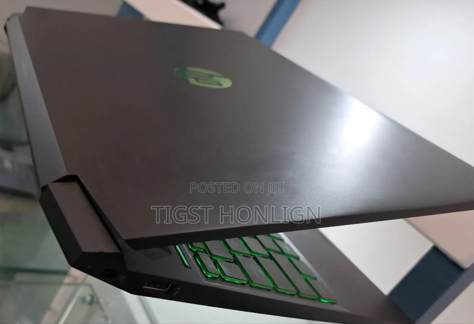 New Laptop HP Pavilion 15 8GB AMD Ryzen 5 SSD 512GB