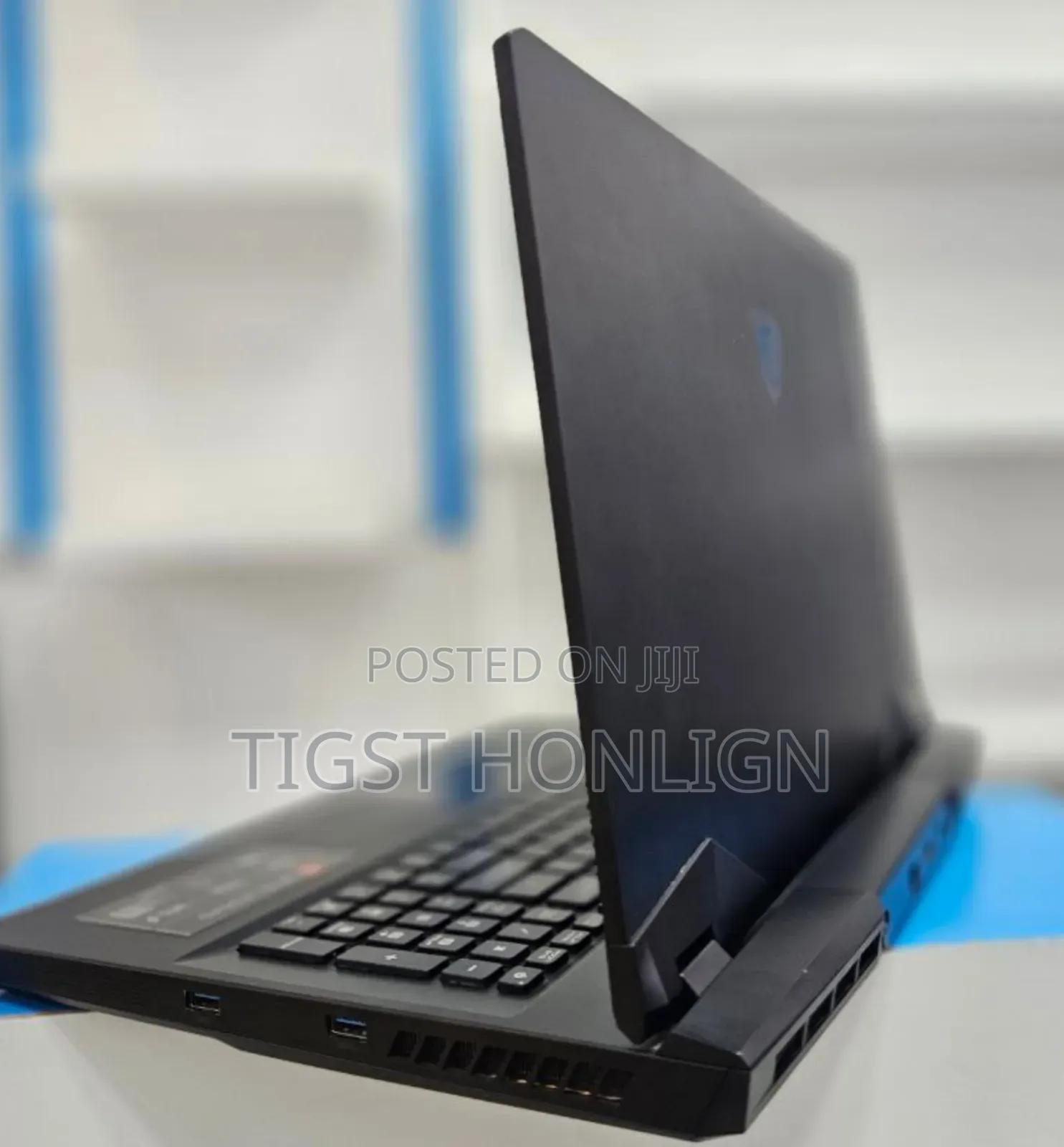 New Laptop MSI GP75 Leopard 32GB Intel Core I7 SSD 1T