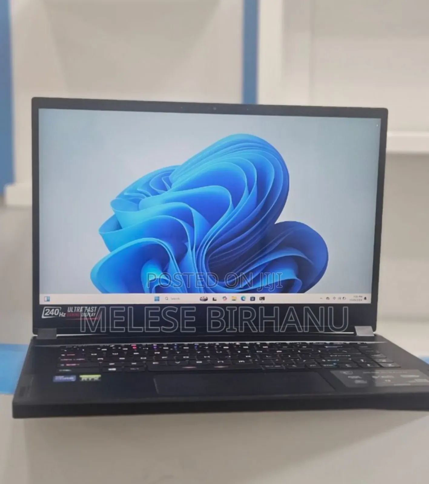 New Laptop MSI GS66 Stealth 10UG 32GB Intel Core I7 SSD 1T