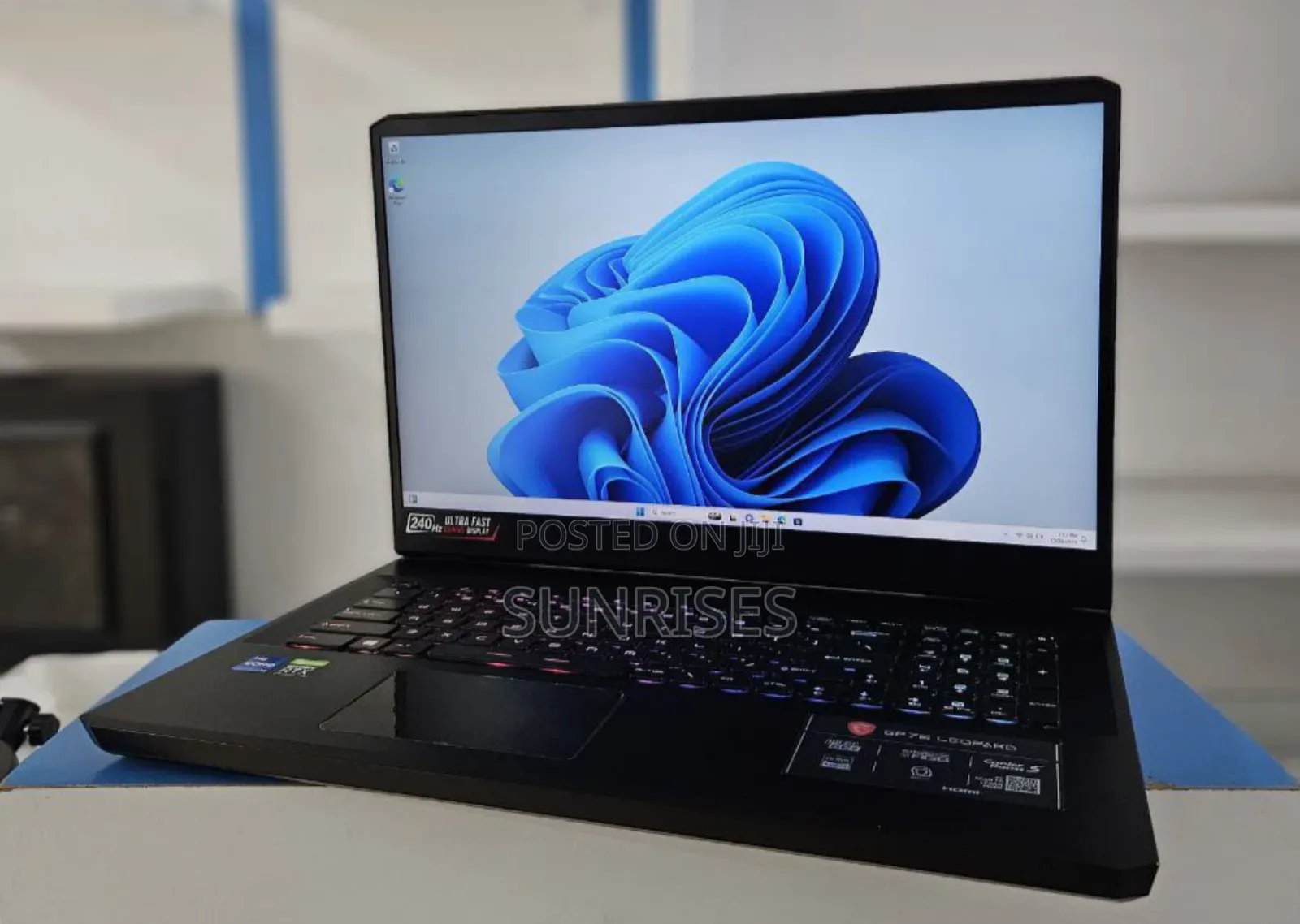 New Laptop MSI GP75 Leopard 32GB Intel Core I7 SSD 1T