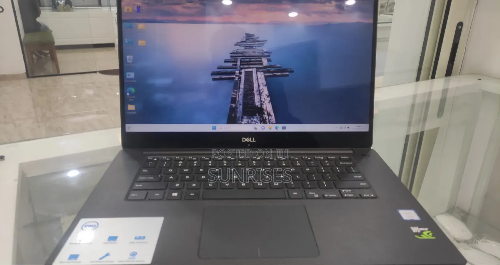 New Laptop Dell XPS 15 16GB Intel Core I7 SSD 512GB