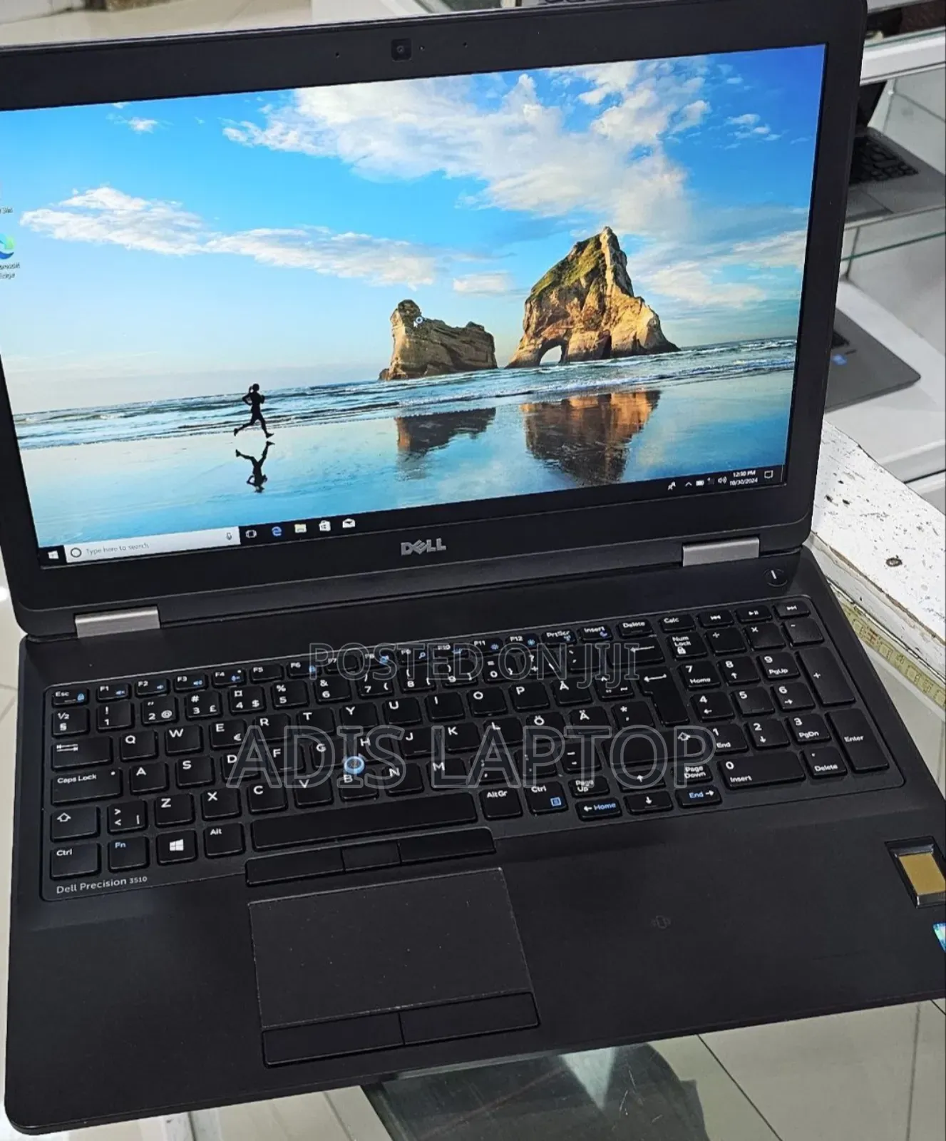 New Laptop Dell Precision 15 3541 16GB Intel Core I7 SSD 512GB