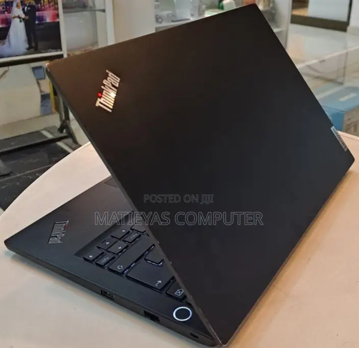 New Laptop Lenovo ThinkPad E14 Gen 4 16GB Intel Core I7 SSD 512GB