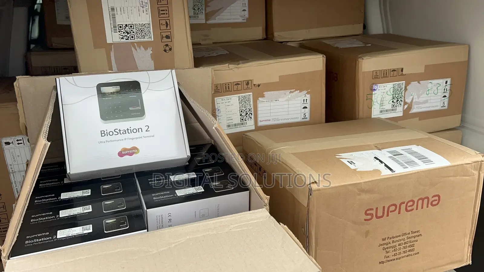 Suprema X-Station 2 a Versatile Intelligent Terminal