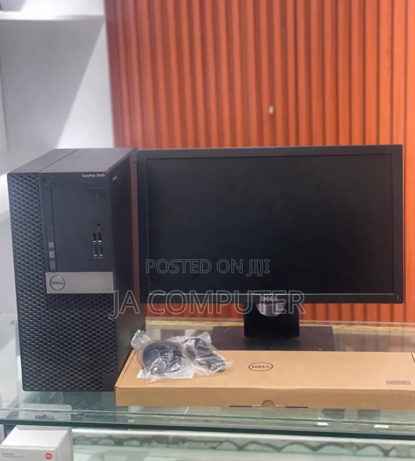 New Desktop Computer Dell Optiplex 3040 4GB Intel Core I5 HDD 500GB