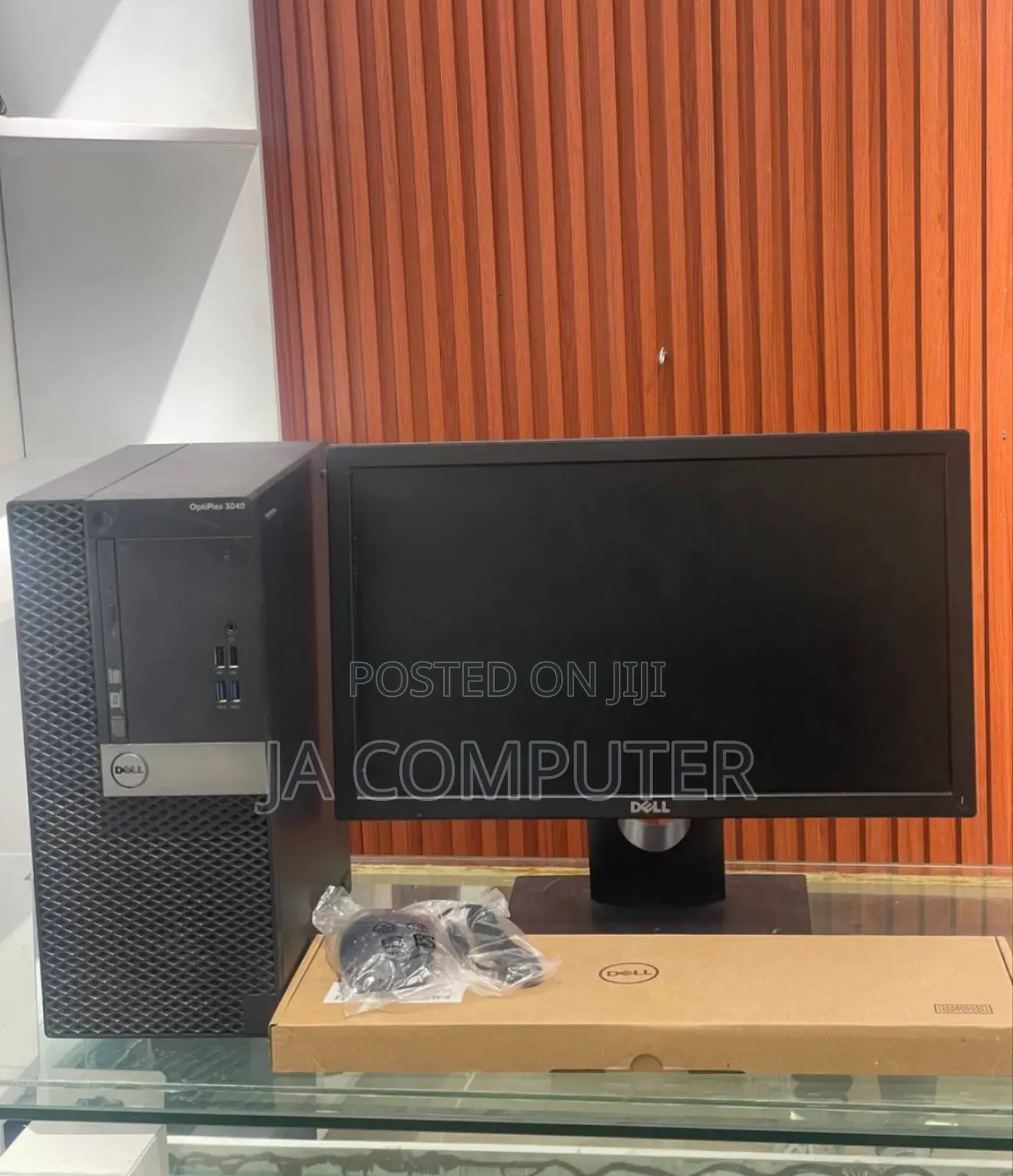 New Desktop Computer Dell Optiplex 3040 4GB Intel Core I5 HDD 500GB
