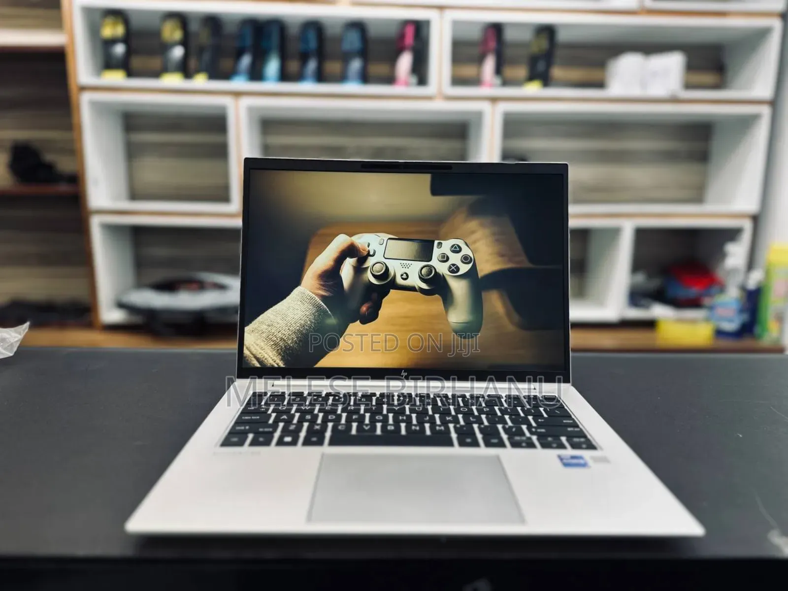 New Laptop HP EliteBook 860 G10 16GB Intel Core I7 SSD 512GB