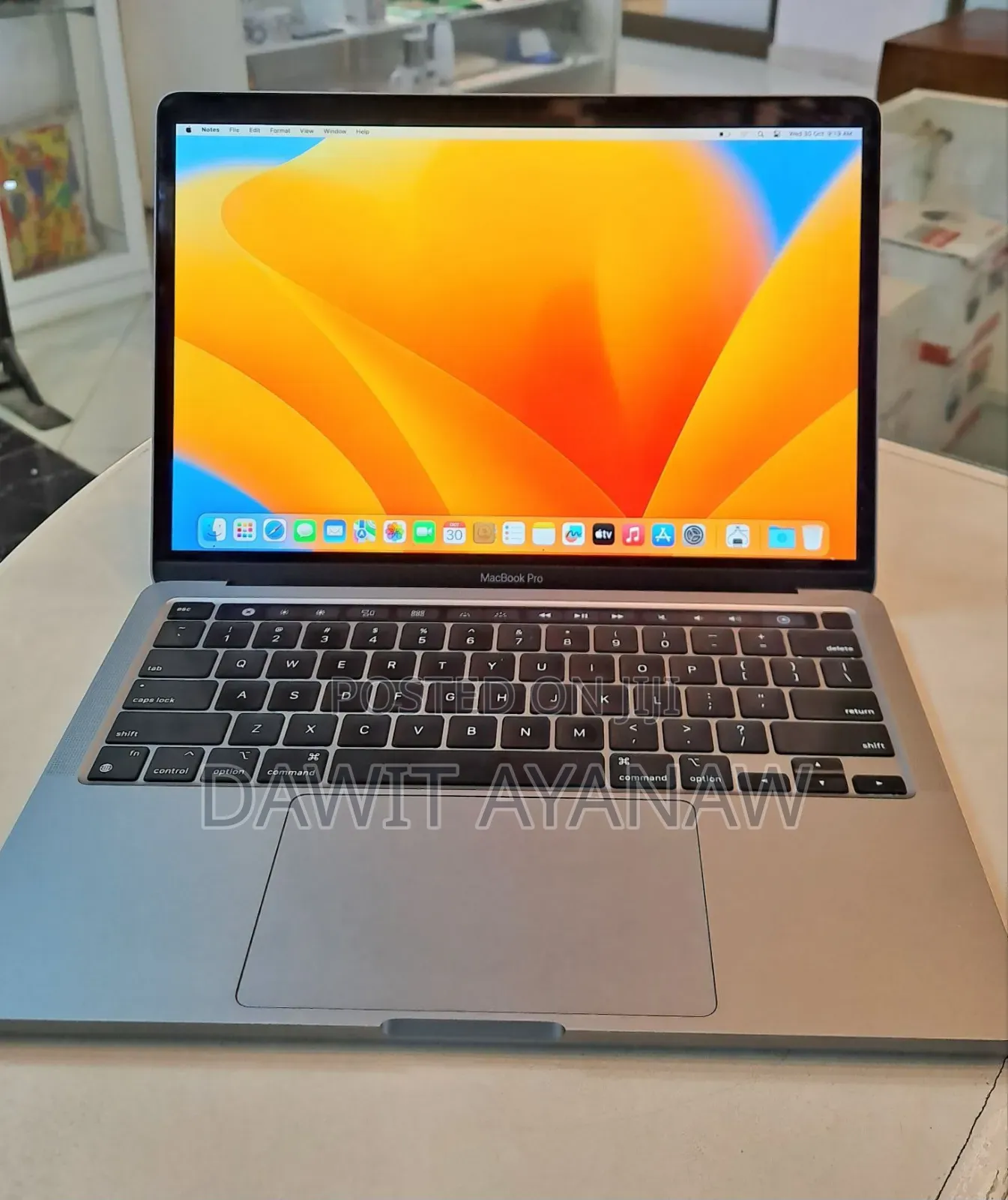 New Laptop Apple MacBook Pro M1 8GB Apple M1 Pro SSD 256GB