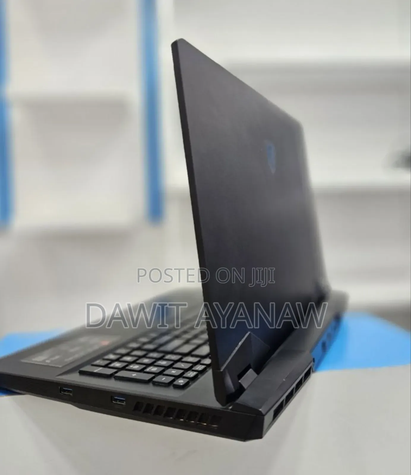 New Laptop MSI 16GB Intel Core I7 SSD 512GB